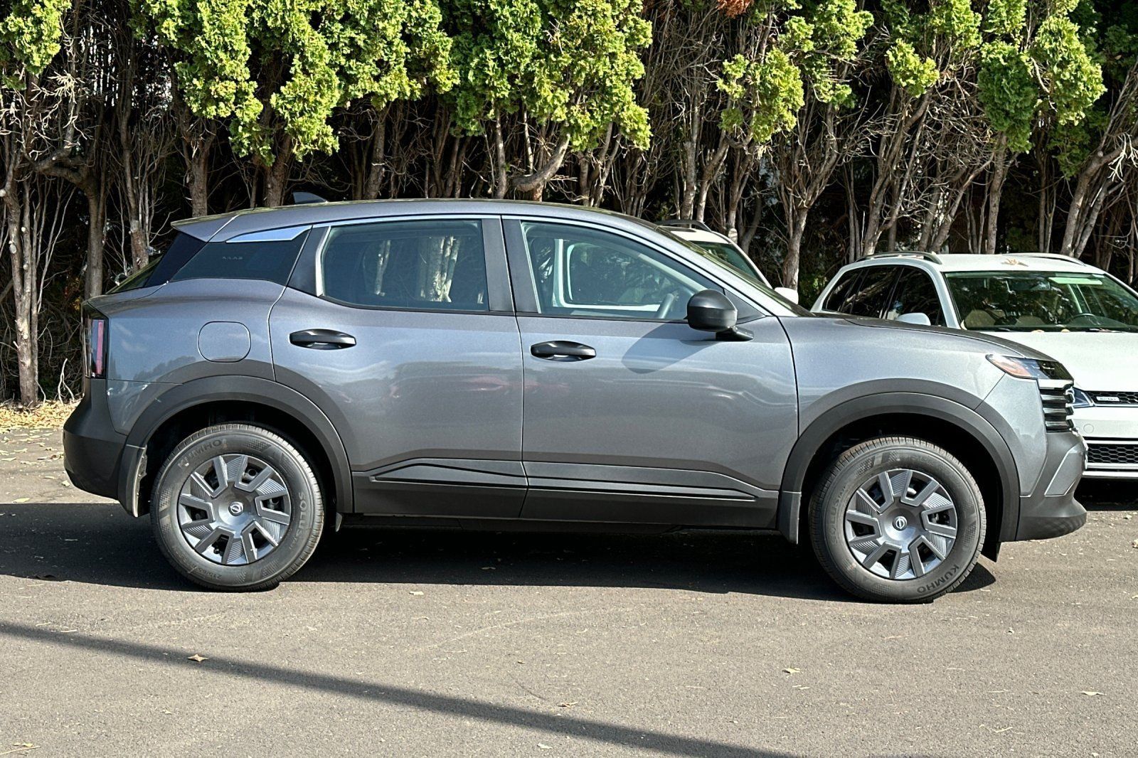 Used 2026 Nissan Kicks S FWD image 3