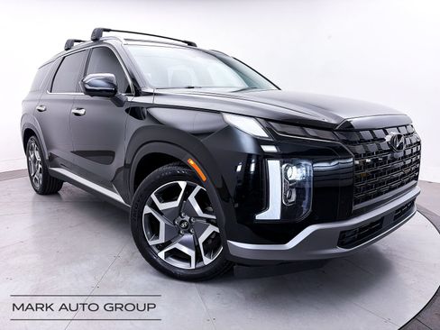 Used 2023 Hyundai Palisade SEL w/ Premium Package FWD image 1