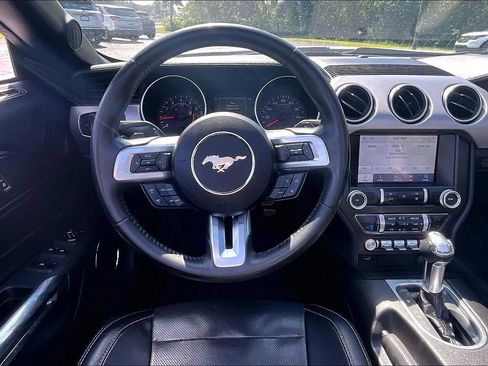 Used 2020 Ford Mustang Premium RWD image 5