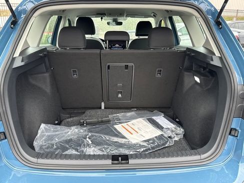 New 2026 Volkswagen Taos S image 15