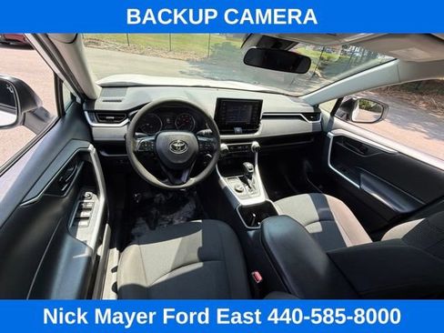 Used 2022 Toyota RAV4 LE AWD/4WD image 24