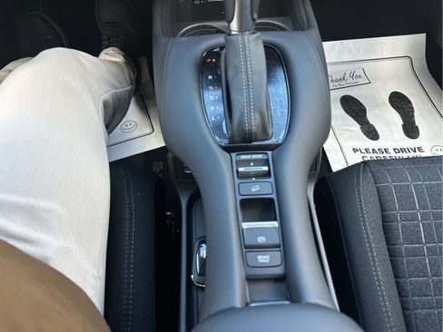 New 2026 Honda HR-V LX image 31