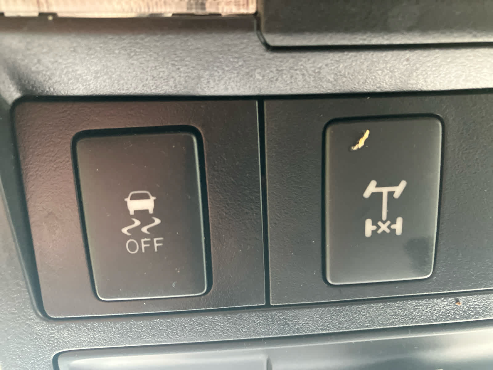 Used 2018 Toyota Tacoma TRD Off-Road AWD/4WD image 19