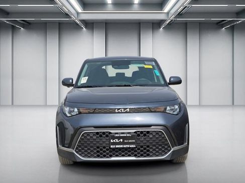 Certified 2025 Kia Soul LX w/ LX Technology Package FWD image 2