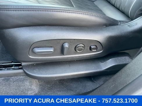 Used 2023 Buick Enclave Avenir w/ Avenir Technology Package AWD/4WD image 10