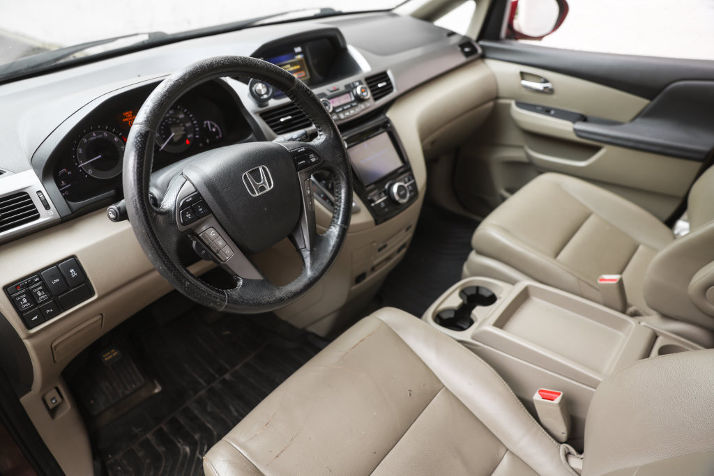 Used 2015 Honda Odyssey Touring image 21