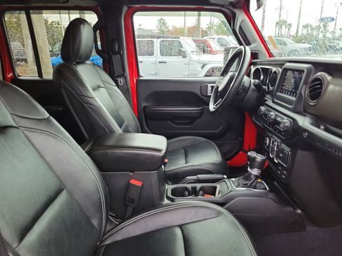 Used 2019 Jeep Wrangler Unlimited Sport S image 35