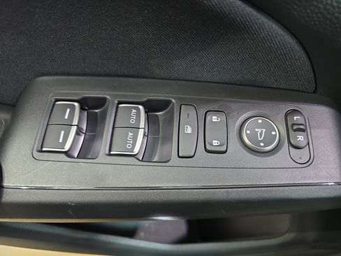 Certified 2025 Honda Civic Sport image 25