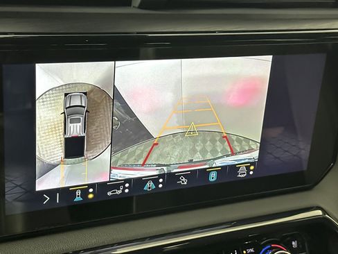 Used 2023 GMC Sierra 1500 AT4 w/ AT4 Premium Package image 17