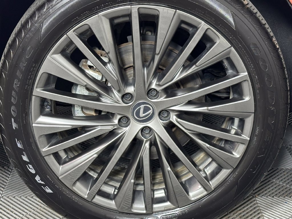 Used 2023 Lexus RX 350 w/ Accessory Package (Z1) AWD/4WD image 15