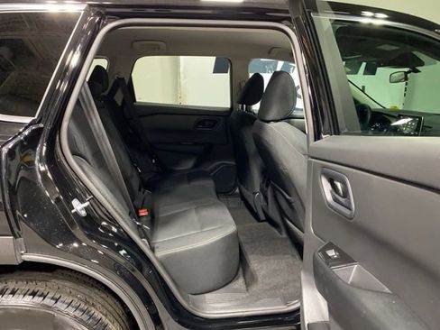 Certified 2024 Nissan Rogue S image 27