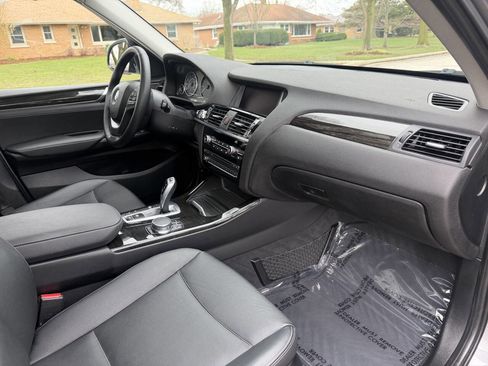 Used 2017 BMW X3 xDrive28i image 15