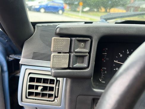 Used 1989 Ford Mustang LX RWD image 21