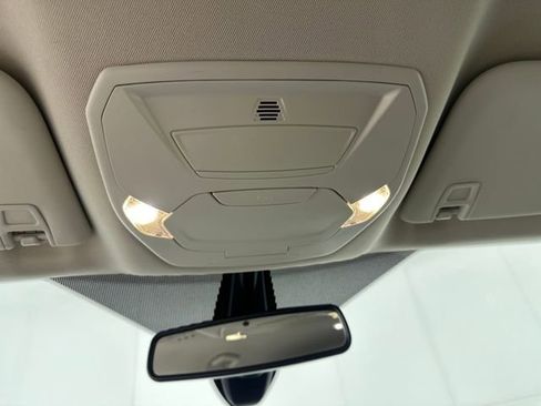 Used 2018 Ford Escape Titanium image 24