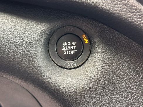 Used 2021 Jeep Cherokee Latitude Lux 80th Anniv w/ Quick Order Package 26U 80TH image 33