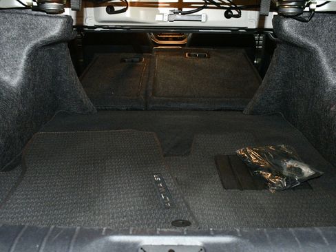Used 2023 Nissan Altima 2.5 SR FWD image 96