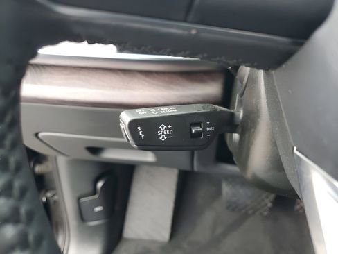 Used 2020 Audi Q7 3.0T Prestige image 37