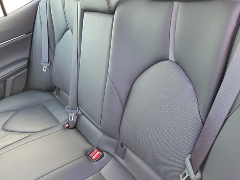 Certified 2023 Toyota Camry XLE FWD image 13