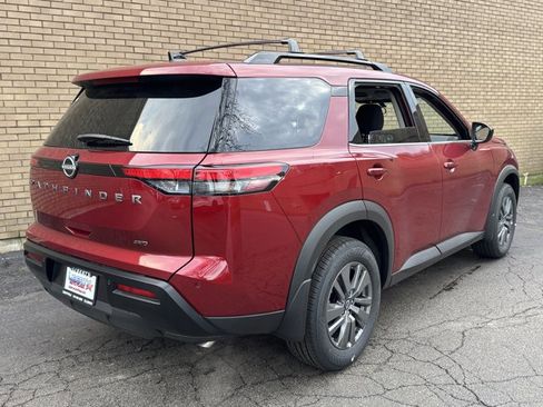 New 2026 Nissan Pathfinder SV image 13