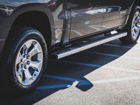 Used 2021 RAM 1500 Big Horn image 30