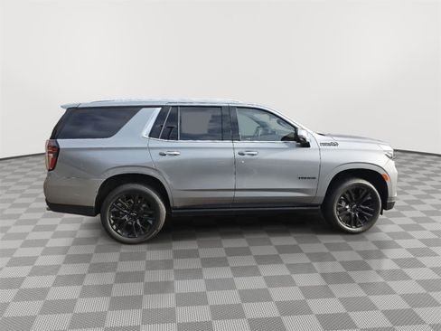 Used 2024 Chevrolet Tahoe High Country image 4