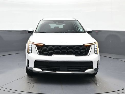 Used 2024 Kia Sorento S FWD image 3