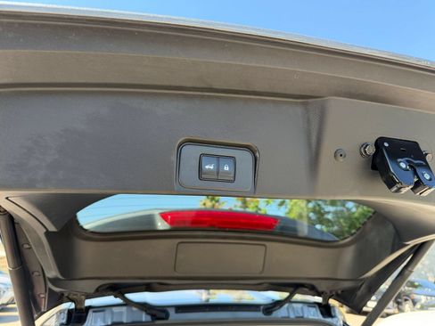 Used 2025 Kia K4 FWD image 23