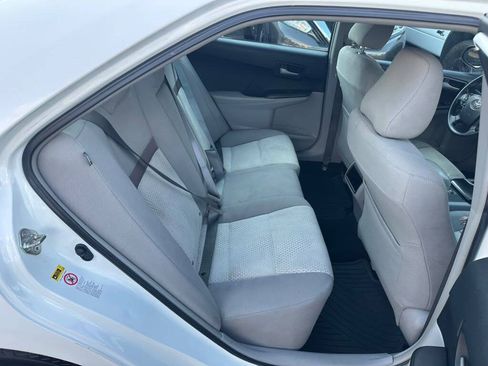 Used 2014 Toyota Camry LE FWD image 20