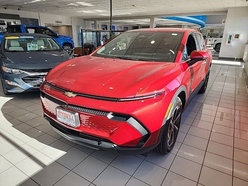 New 2026 Chevrolet Equinox EV LT w/ Comfort Package image 4