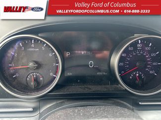 Used 2024 Kia Carnival LX video 1