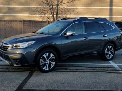 Used 2020 Subaru Outback Touring image 4