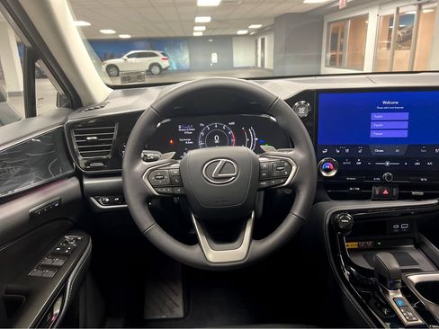 Used 2024 Lexus NX 350 AWD image 31