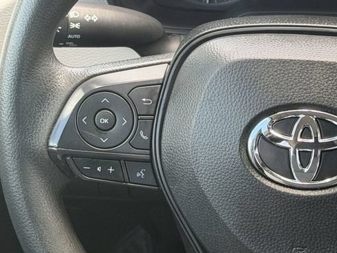 Used 2025 Toyota Corolla LE FWD image 12