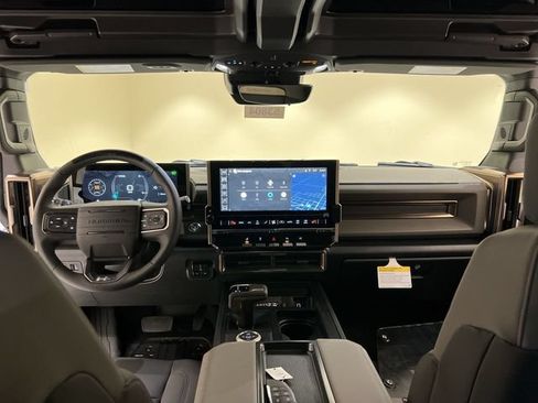 New 2025 GMC Hummer EV 2X AWD/4WD image 18