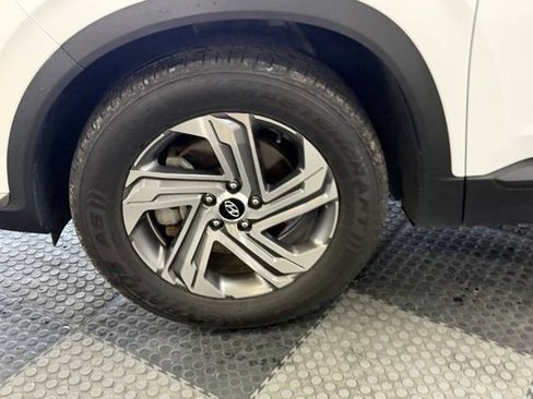 Certified 2023 Hyundai Santa Fe SE FWD image 16