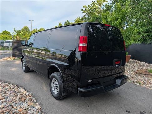 Used 2021 Chevrolet Express 2500 w/ Driver Convenience Package RWD image 3