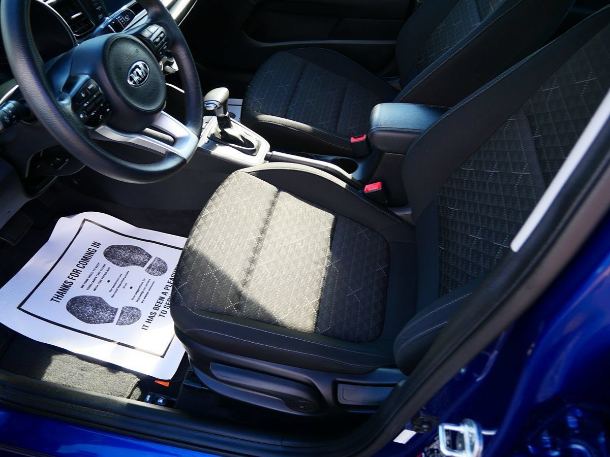 Used 2019 Kia Rio S w/ Technology Package FWD image 10