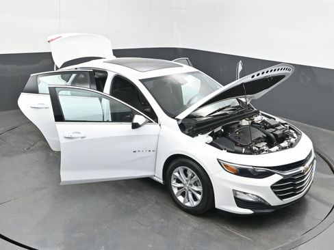 Used 2024 Chevrolet Malibu LT image 42