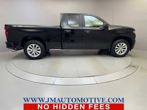 Used 2021 Chevrolet Silverado 1500 Custom AWD/4WD image 6