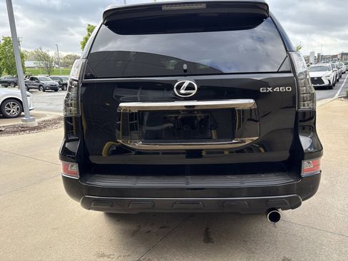 Used 2023 Lexus GX 460 w/ Black Line Special Edition image 9