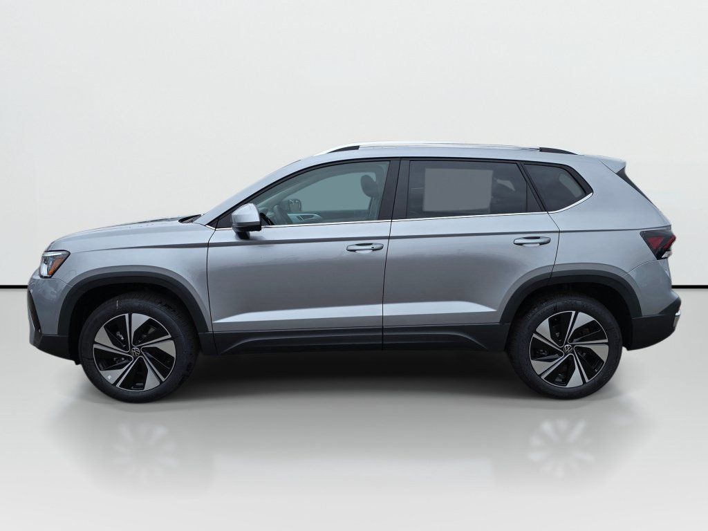 New 2026 Volkswagen Taos SE AWD/4WD image 6