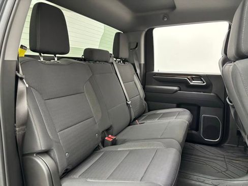 Used 2024 Chevrolet Silverado 2500 LT w/ Convenience Package image 38