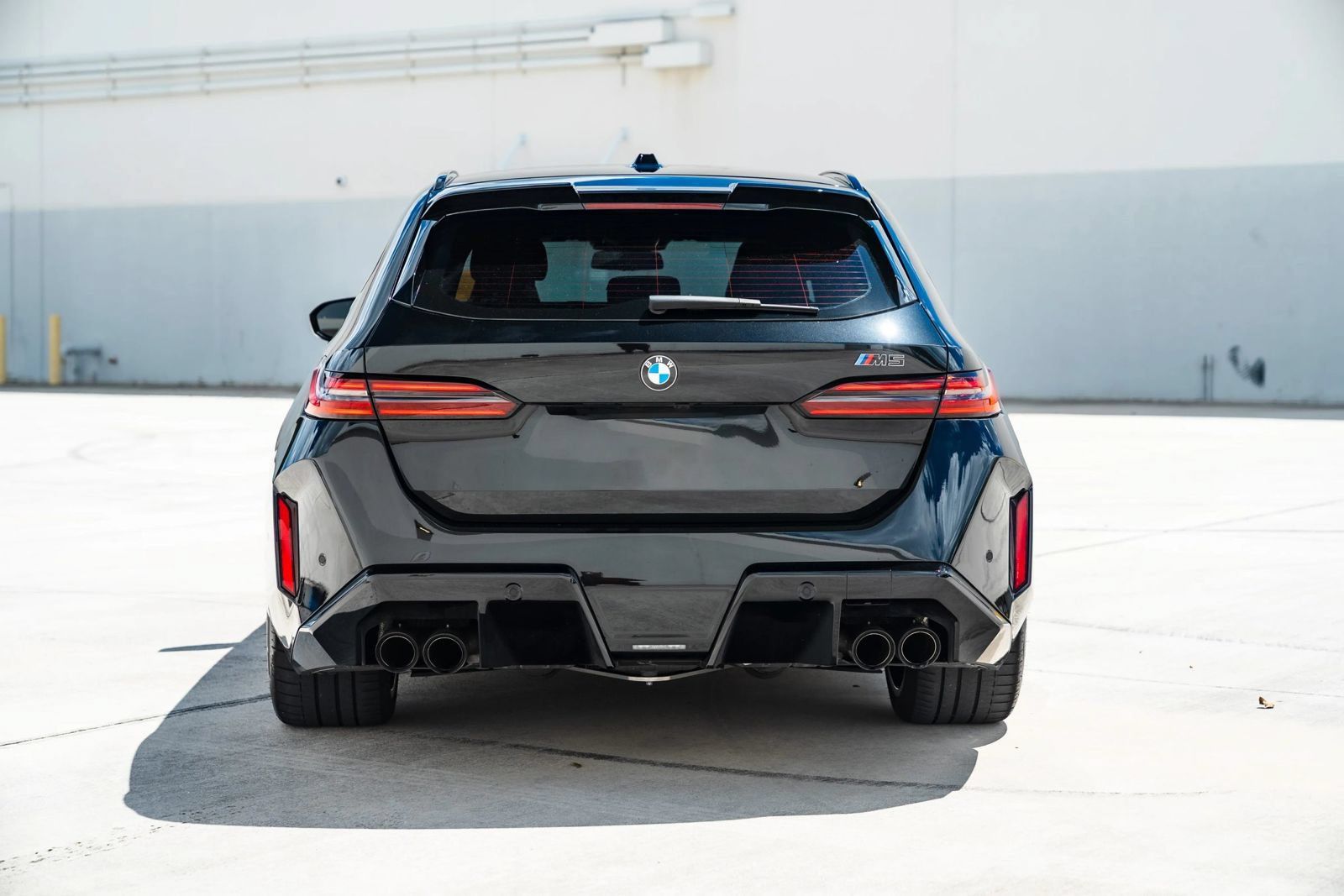 Used 2026 BMW M5 Touring AWD/4WD image 7