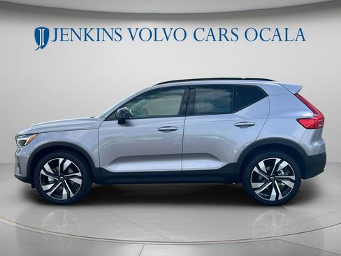 New 2026 Volvo XC40 B5 Plus w/ Climate Package AWD/4WD image 6