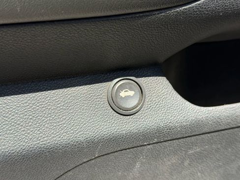 Used 2014 Chevrolet Camaro LT RWD image 13