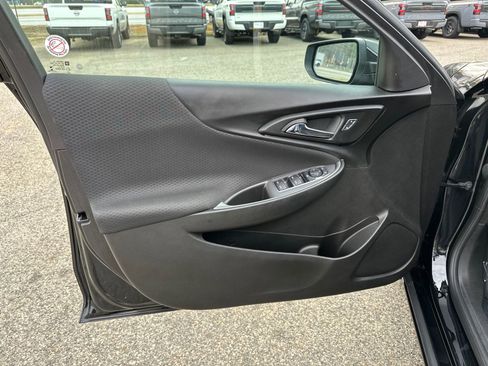 Used 2023 Chevrolet Malibu LT image 8