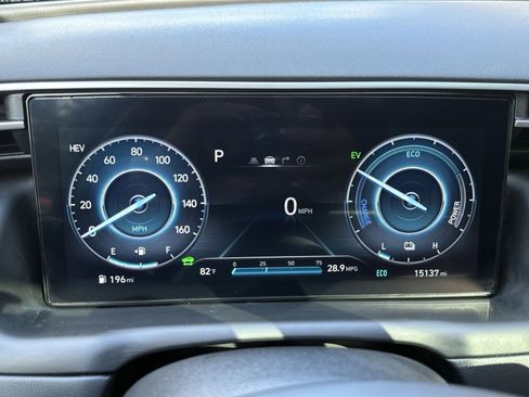 Used 2024 Hyundai Tucson Limited AWD/4WD image 17