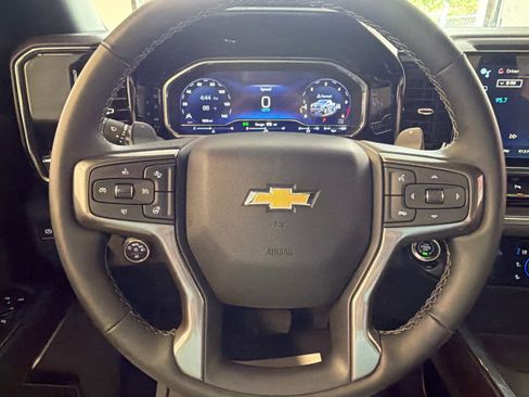 Used 2024 Chevrolet Silverado 1500 High Country w/ Technology Package AWD/4WD image 38