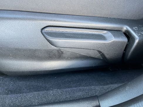 Certified 2024 Subaru Crosstrek 2.0i Premium image 16