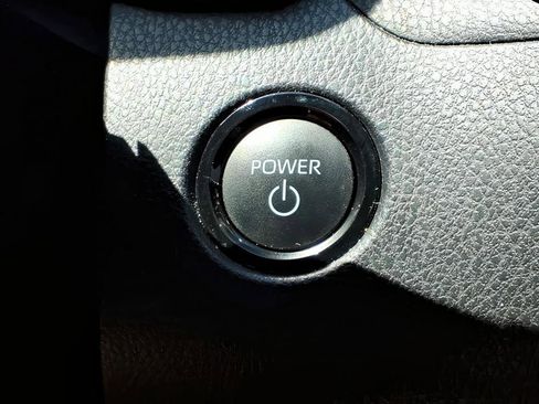 Certified 2025 Toyota Camry SE w/ Convenience Package image 17